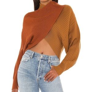 AMUR Milena Crossover Crop Sweater